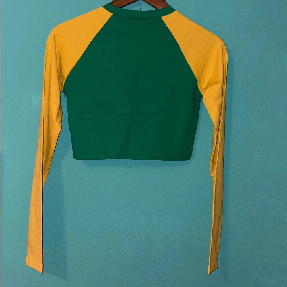 Edikted Brooklyn Cropped top New with tags Sz M - Picture 3 of 8